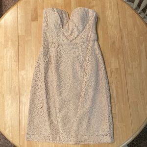 NWT Donna Morgan Strapless Formal Lace Dress Size 0